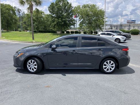 Certified 2025 Toyota Corolla LE FWD image 2