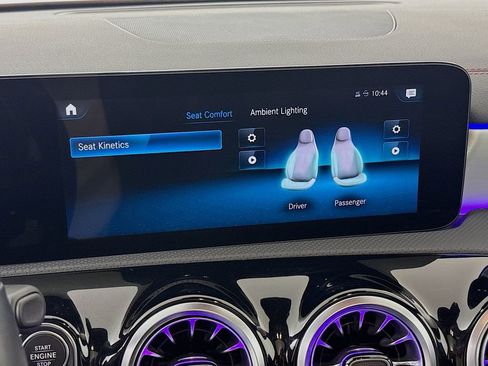 Used 2023 Mercedes-Benz CLA 250 4MATIC image 20