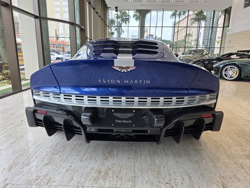 Used 2024 Aston Martin Valour Coupe image 25