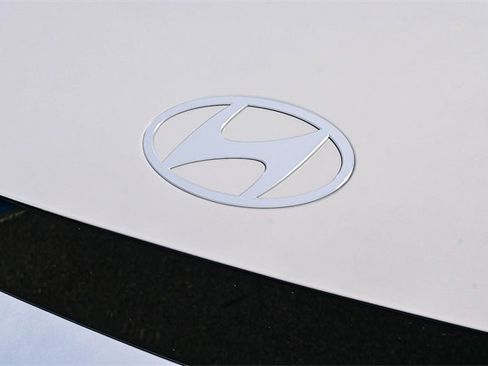 Certified 2025 Hyundai Ioniq 5 SEL image 13