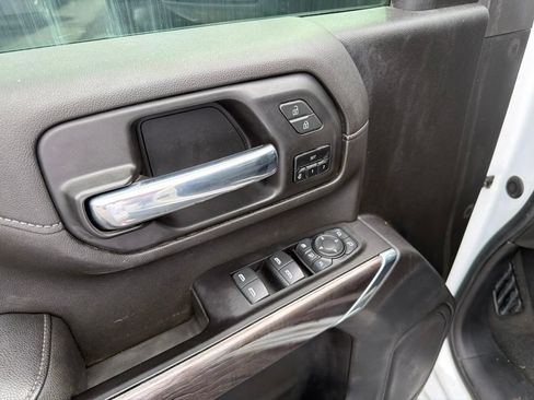 Used 2022 Chevrolet Silverado 3500 LTZ w/ LTZ Convenience Package AWD/4WD image 7