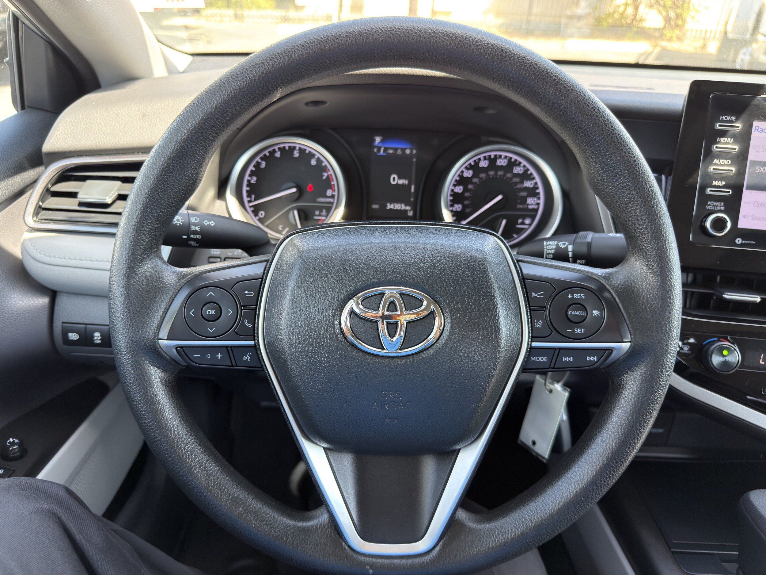 Used 2024 Toyota Camry LE FWD image 28