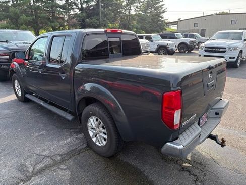Used 2014 Nissan Frontier SV RWD image 4