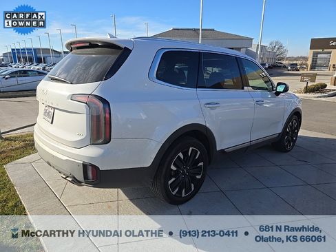 Used 2023 Kia Telluride SX Prestige image 12