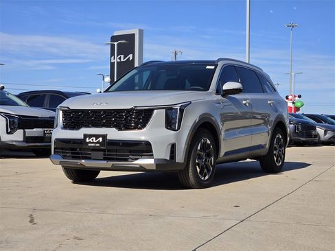 New 2026 Kia Sorento S image 2