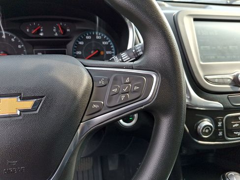 Certified 2018 Chevrolet Equinox LT FWD image 21