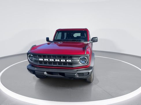 New 2025 Ford Bronco 4-Door image 3