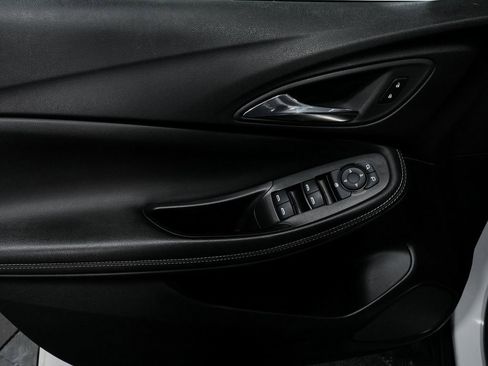 Used 2023 Buick Encore GX Preferred w/ Cold Weather Comfort Package image 12