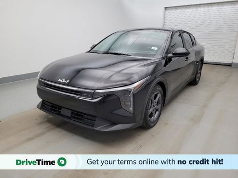 Used 2025 Kia K4 LXS image 1