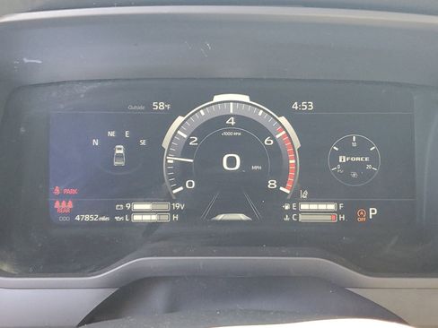 Used 2024 Toyota Tundra Limited AWD/4WD image 24