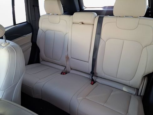 New 2025 Jeep Grand Cherokee Limited image 22