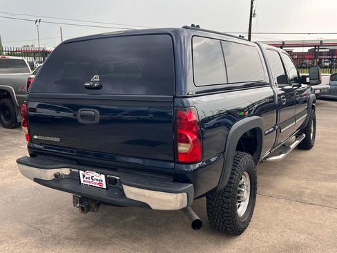 Used 2007 Chevrolet Silverado 2500 LT w/ Heavy-Duty Power Package RWD image 19