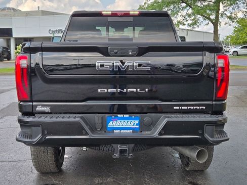 New 2025 GMC Sierra 2500 Denali Ultimate image 12