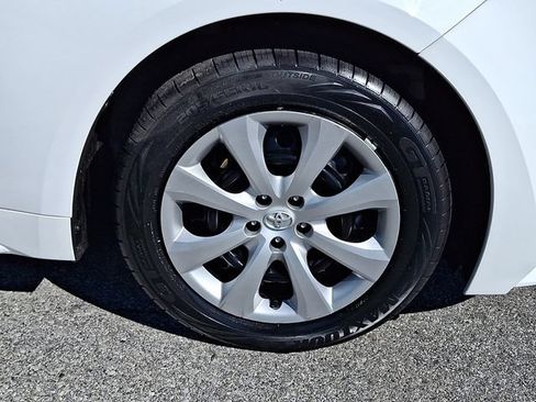 Certified 2025 Toyota Corolla LE FWD image 8