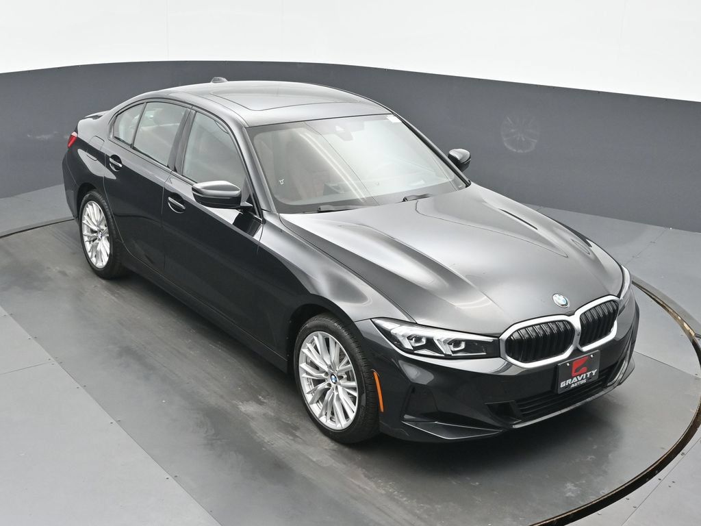 Used 2023 BMW 330i xDrive Sedan w/ Premium Package AWD/4WD image 34