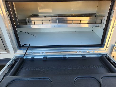 New 2025 Chevrolet Express 4500 w/ Power Convenience Package image 34