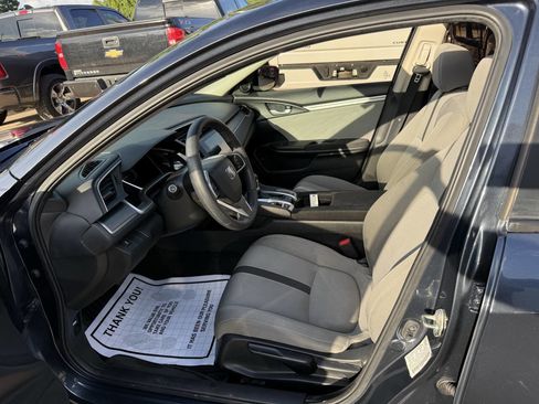 Used 2018 Honda Civic EX image 6