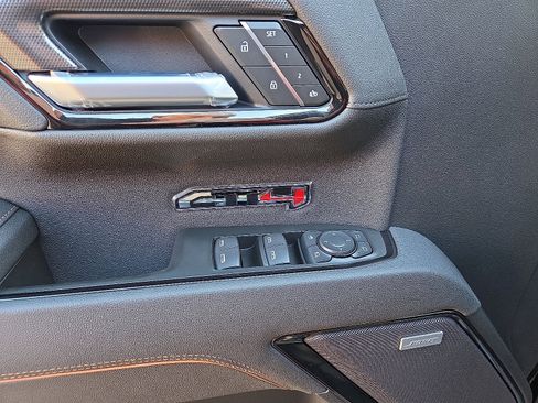 New 2026 GMC Sierra 1500 AT4 w/ AT4 Premium Package image 10