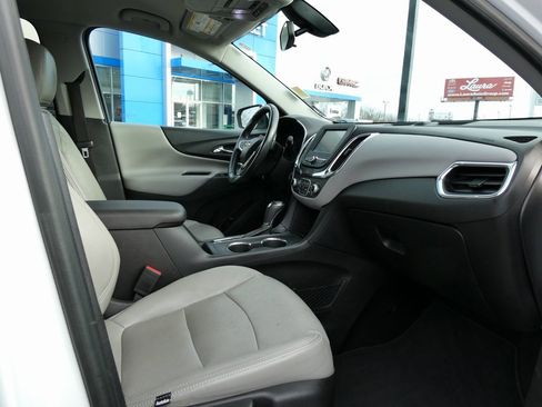 Used 2018 Chevrolet Equinox LT image 15