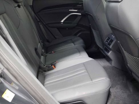 Certified 2025 Audi Q5 Prestige AWD/4WD image 34