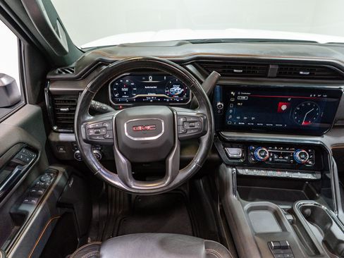 Used 2024 GMC Sierra 2500 AT4 w/ AT4 Premium Plus Package image 14