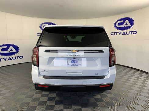 Used 2024 Chevrolet Tahoe LT w/ Luxury Package RWD image 4