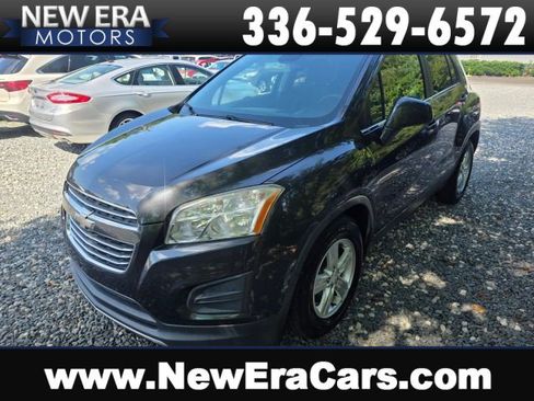 Used 2016 Chevrolet Trax LT FWD image 1