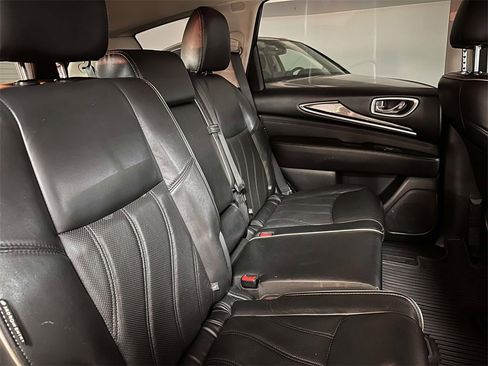 Used 2019 INFINITI QX60 Luxe w/ Essential Package image 12