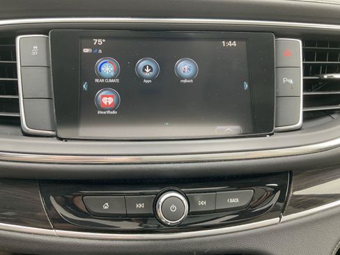 Used 2019 Buick Enclave Essence FWD image 46