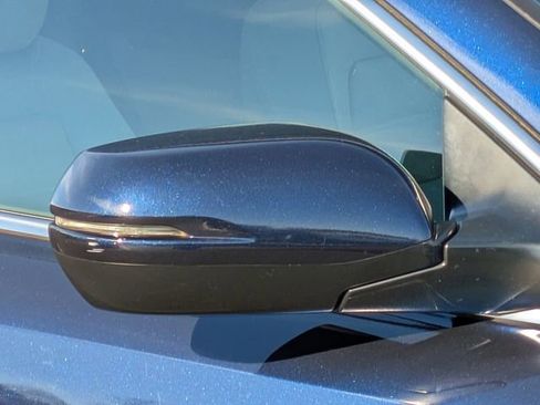 Used 2022 Honda CR-V EX-L image 11