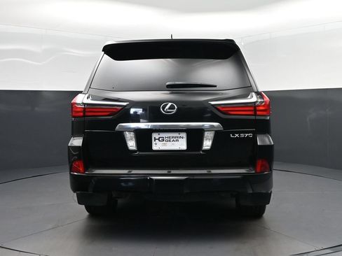 Used 2017 Lexus LX 570 4WD image 6