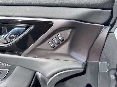 Used 2025 Subaru Outback Limited w/ Popular Package #2 image 23