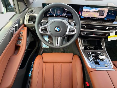 New 2026 BMW X5 M60i image 17