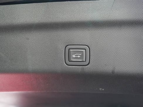 Used 2023 Cadillac Escalade Sport Platinum AWD/4WD image 11
