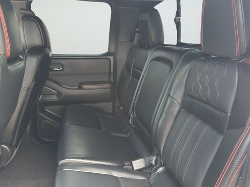 Used 2023 Nissan Frontier Pro-X w/ Pro-X Premium Package RWD image 27