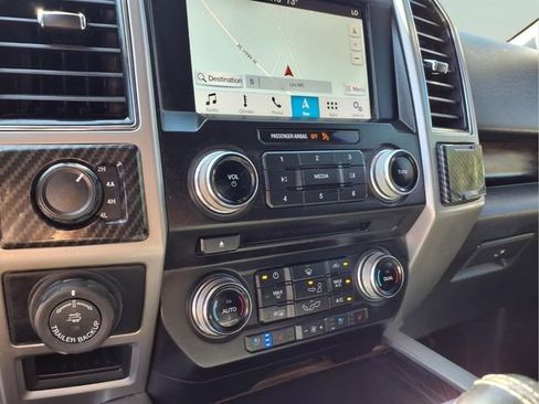 Used 2018 Ford F150 Lariat w/ Equipment Group 501A Mid AWD/4WD image 20