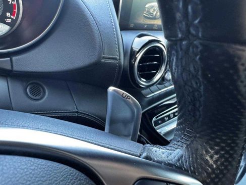 Used 2018 Mercedes-Benz AMG GT Roadster image 25