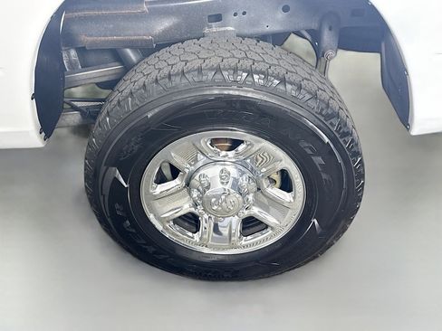 Used 2017 RAM 2500 Tradesman w/ Chrome Appearance Group image 35