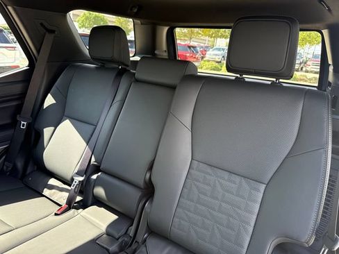 Used 2026 Toyota 4Runner TRD Off-Road Premium AWD/4WD image 28