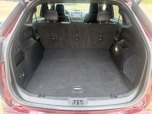 Used 2020 Ford Edge Titanium w/ Equipment Group 301A AWD/4WD image 27