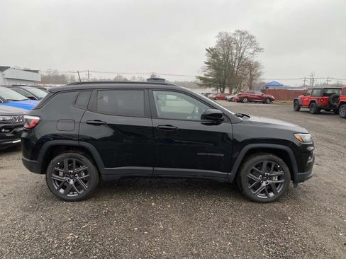 New 2026 Jeep Compass Limited image 2