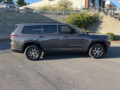 New 2025 Jeep Grand Cherokee L Limited image 3