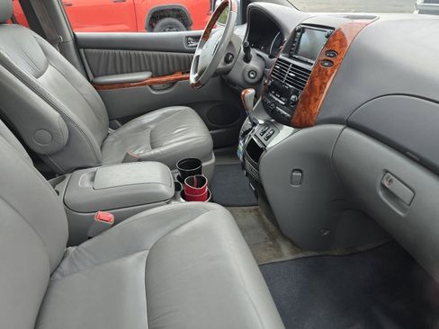 Used 2007 Toyota Sienna XLE Limited AWD/4WD image 14