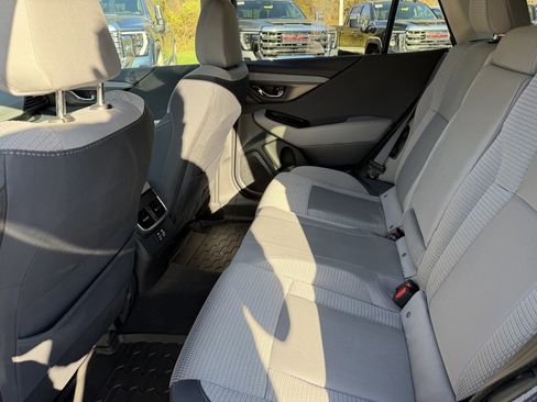Used 2025 Subaru Outback Premium w/ Popular Package #1 image 16