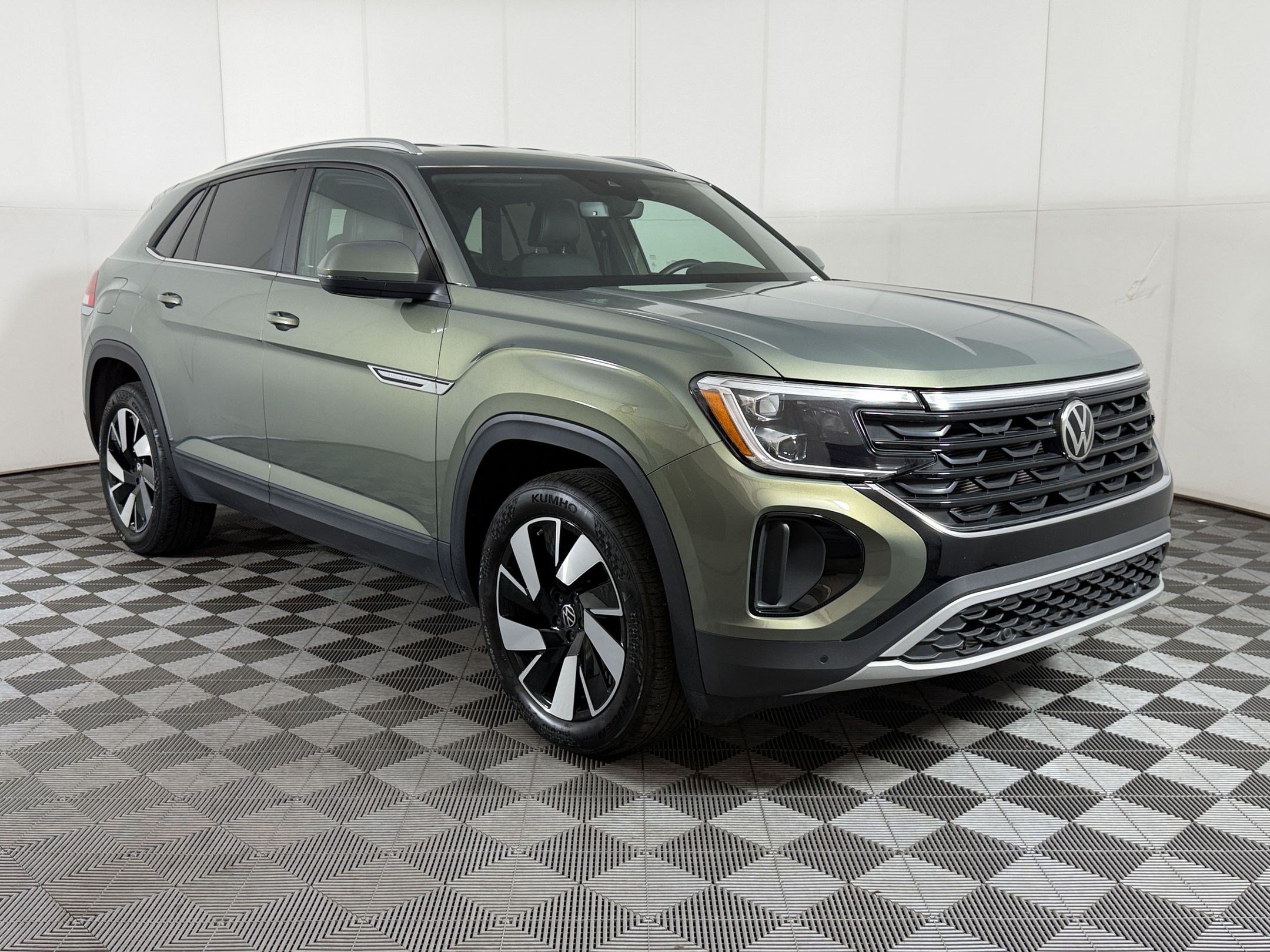 Used 2026 Volkswagen Atlas Cross Sport SE AWD/4WD image 7