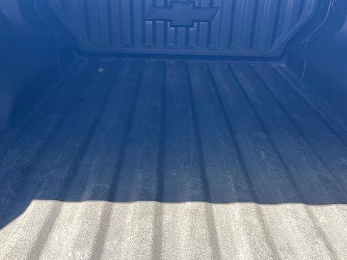 Used 2024 Chevrolet Colorado Z71 w/ Z71 Convenience Package 2 image 24