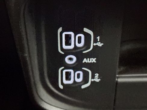 Used 2024 RAM 2500 Laramie w/ Safety Group image 26