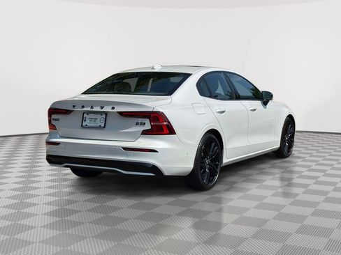 Used 2024 Volvo S60 B5 Plus w/ Climate Package AWD/4WD image 4