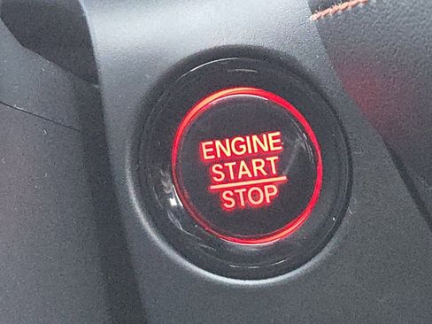 Used 2025 Honda HR-V Sport image 35