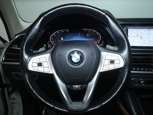 Used 2020 BMW X7 xDrive40i w/ Premium Package image 28